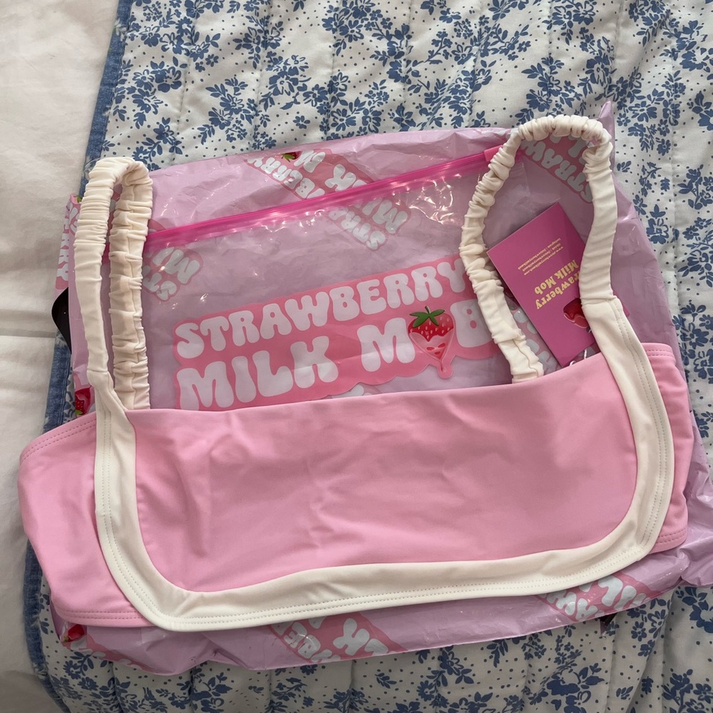 Strawberry Milk Mob - Strawberry Milk Top - Size Large